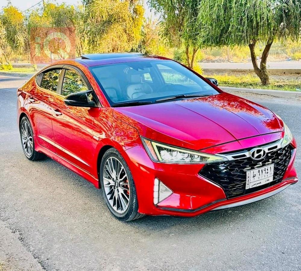Hyundai Elantra
